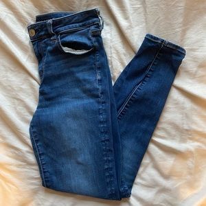 american eagle skinny jeans (size 10 long)